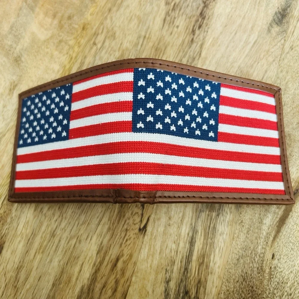 NWT Kraftsman Co. Needlepoint American Flag Wallet | Men's Leather Bi‑Fold